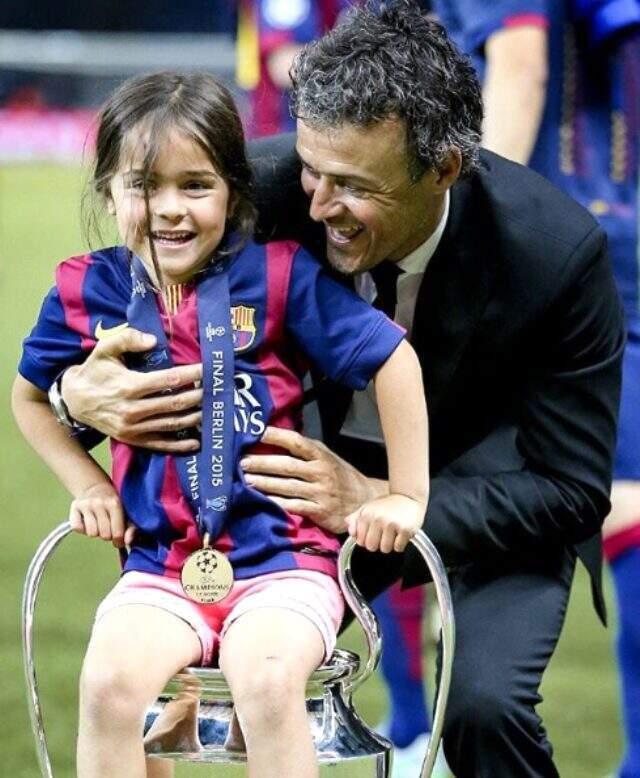 Teknik Direktör Luis Enrique, 9 yaşındaki kızını kanserden kaybetti