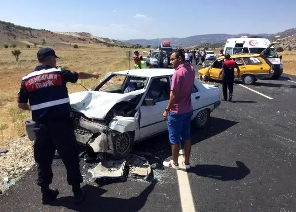 Burdur'da zincirleme trafik kazası: 1 ölü, 9 yaralı