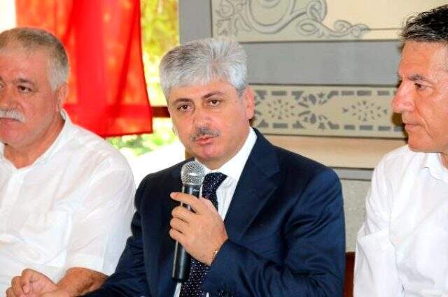 Hatay Valisi: Sınırda yaşananlar bazı ajan provokatörler tarafından farklı lanse edildi Hatay Valisi: Sınırda yaşananlar bazı ajan provokatörler tarafından farklı lanse edildi