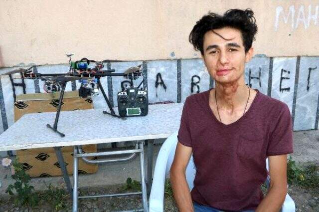 Hakkari Yüksekovalı genç, 5 kilometre yükselebilen drone tasarladı <a class='keyword-sd' href='/hakkari/' title='Hakkari'>Hakkari</a> Yüksekovalı genç, 5 kilometre yükselebilen drone tasarladı