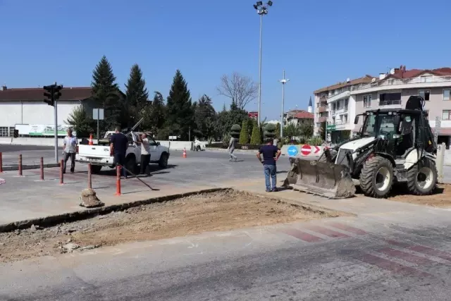 Düzce'nin can damarı Fiskobirlik kavşağı kapatıldı! Halk mağdur