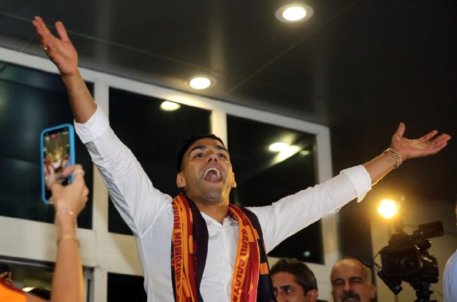 Real Madrid'in yıldızı James Rodriguez'e çılgın öneri: Galatasaray'a transfer olmalı