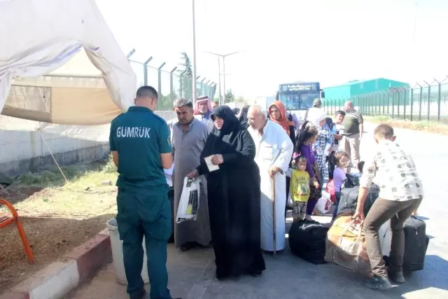 Bayramı ülkelerinde geçiren 37 bin Suriyeli Türkiye'ye döndü