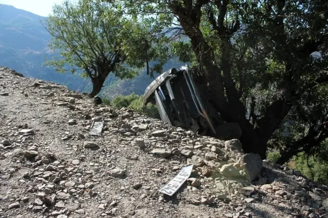 7 kişinin şehit olduğu patlamanın büyüklüğü gün ağarınca ortaya çıktı: 2 metre çukur oluştu