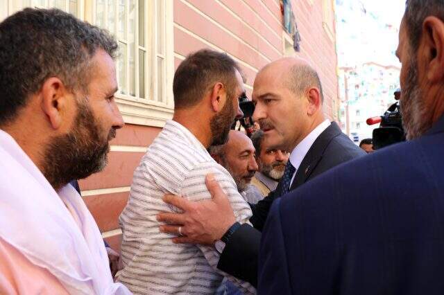 İçişleri Bakanı Soylu: HDP'nin ne yaptığını bu anneler çok iyi biliyor İçişleri Bakanı Soylu: HDP'nin ne yaptığını bu anneler çok iyi biliyor
