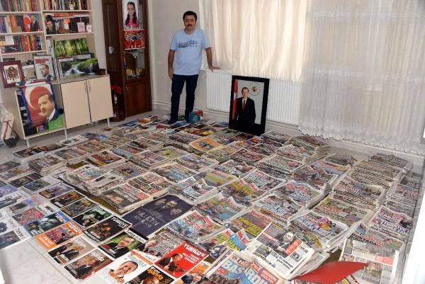 2002 yılından beri Erdoğan'la ilgili arşiv yapıyor! Odada yer kalmadı
