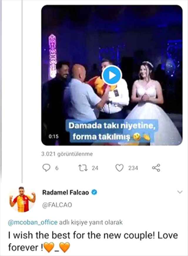 Galatasaray forması giyen damat ve geline Falcao'dan mutluluk mesajı!