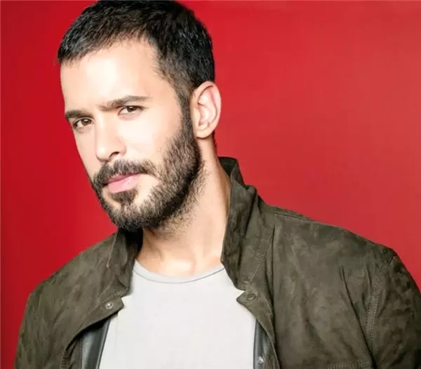 Barış Arduç ve Burcu Biricik: Halden anlamak güzel şey, birbirimizin halinden iyi anlıyoruz!