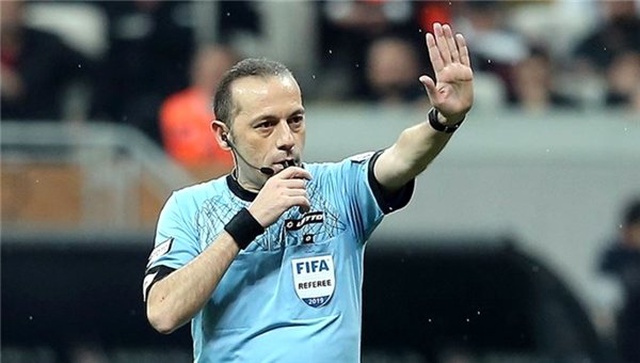 Cüneyt Çakır, Chelsea- <a class='keyword-sd' href='/valencia/' title='Valencia'>Valencia</a> maçını yönetecek