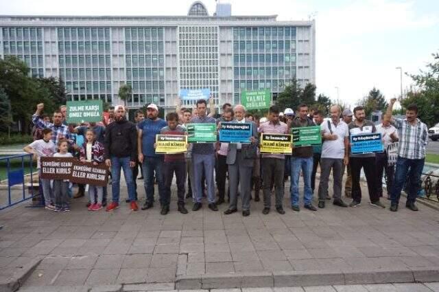 İBB'den çıkarılan işçiler CHP il binası önünde oturma eylemine başladı