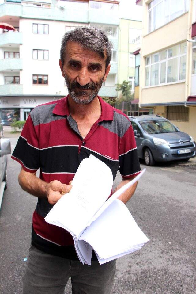 15 yıl önce kimliğini kaybetti; işinden oldu, hapse girdi, hala yargılanıyor 15 yıl önce kimliğini kaybetti; işinden oldu, hapse girdi, hala yargılanıyor