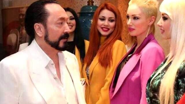 Adnan Oktar'dan mal varlığı sorusuna yanıt: Tek bir malım, mülküm hiçbir şeyim yok