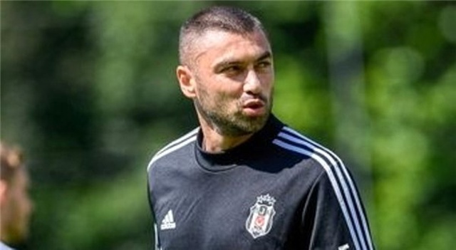 <a class='keyword-sd' href='/burak-yilmaz/' title='Burak Yılmaz'>Burak Yılmaz</a> S.Bratislava maçında forma bekliyor