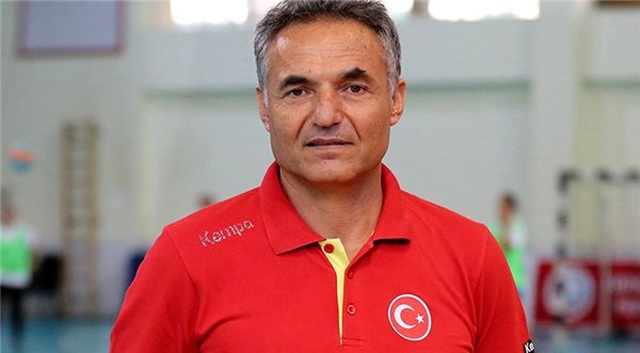 Birol Ünsal: 
