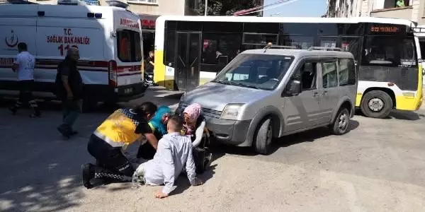 Kazada yaralanan genç: Beni bırakın anneme müdahale edin