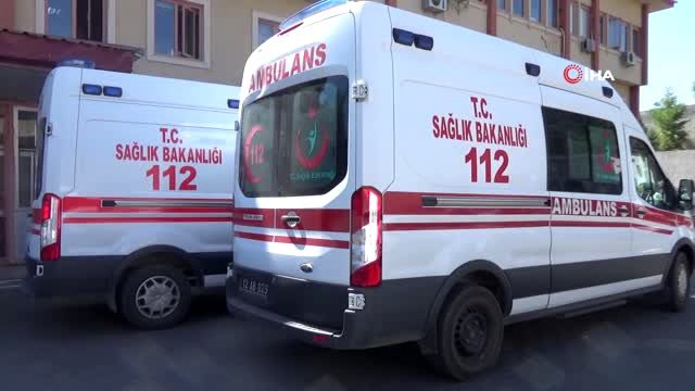 Bingöl'de 27 öğrenci civayla oynadıkları için hastaneye kaldırıldı