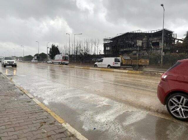 Tuzla'da 'köpüklü su' tedirginlik yarattı, numune alındı Tuzla'da