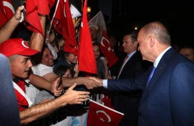 New York'a giden Cumhurbaşkanı Erdoğan, Türkler tarafından coşkuyla karşılandı