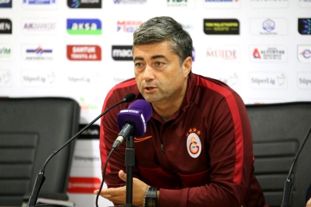 Galatasaray Yardımcı Antrenörü Levent Şahin: Derbide böyle bir takım izlemeyeceksiniz