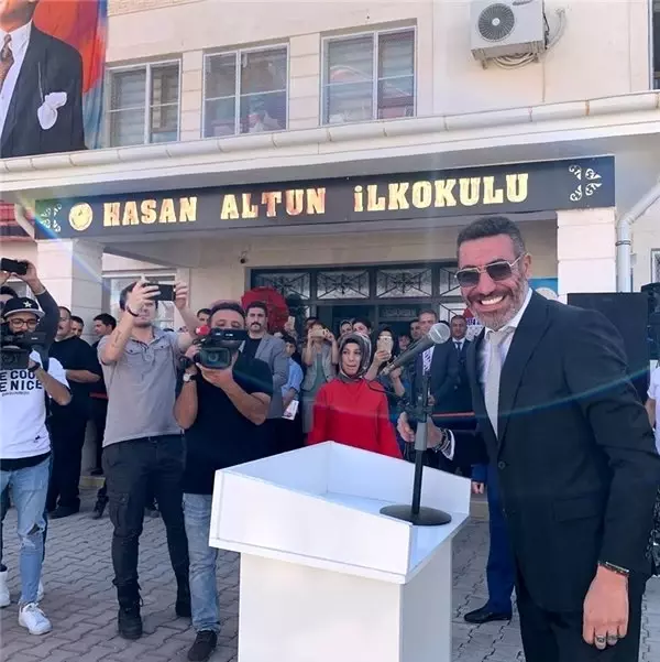 Hakan Altun babasının adına okul yaptırdı