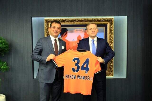 İmamoğlu'ndan Medipol Başakşehir'e ziyaret! Sırada Kasımpaşa var İmamoğlu'ndan Medipol Başakşehir'e ziyaret! Sırada <a class='keyword-sd' href='/kasimpasa/' title='Kasımpaşa'>Kasımpaşa</a> var