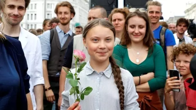 Greta Thunberg: Dünya liderlerine kafa tutan kız çocuğunun hikayesi