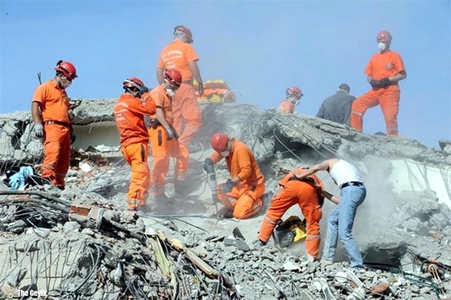 Enkaz Altında Kalırsak Yapılması ve Yapılmaması Gerekenler Şeyler