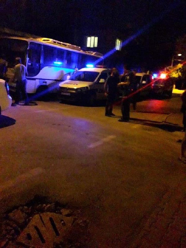 Adana'da İki kadın sokakta yürürken silahlı saldırıya uğradı