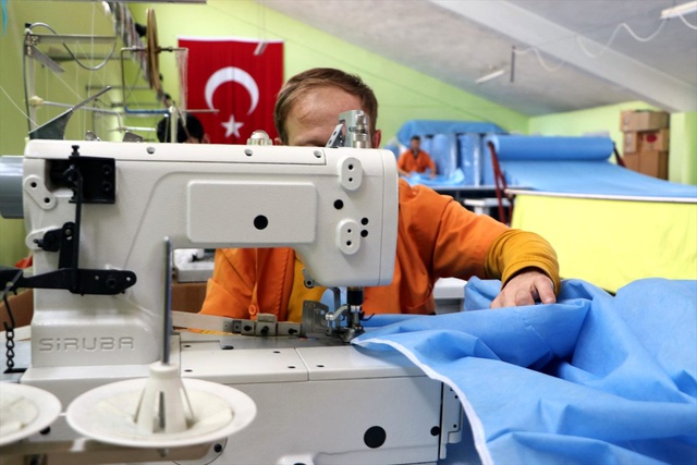 Fabrika gibi cezaevinde 8 ayda 5,2 milyon lira ciro yapıldı
