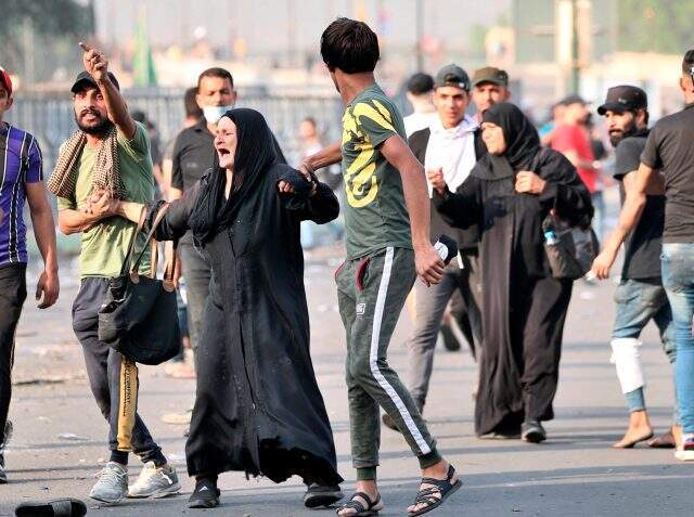 Irak'taki gösterilerde 28 kişi öldü, bin 177 kişi yaralandı Irak'taki gösterilerde 28 kişi öldü, bin 177 kişi yaralandı