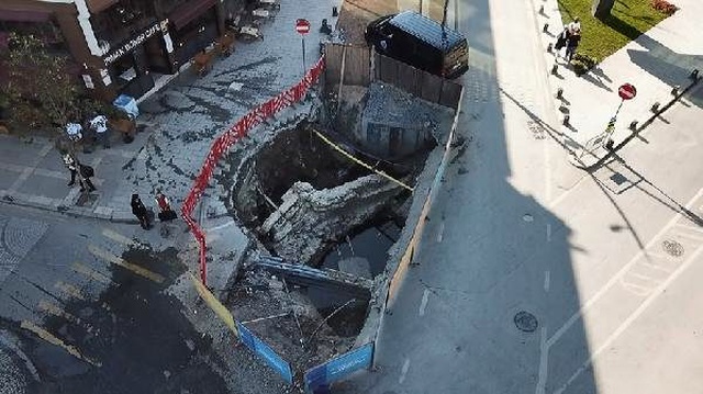 Tarihi eser bulunduğu gerekçesiyle kapatılan alan 3 aydır açılmayınca esnaf tepki gösterdi