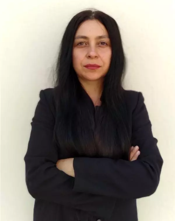 İkiye bölünen ekmek daha çok doyuruyor, bildiğim bu...