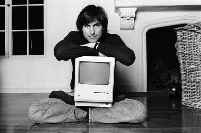 Steve Jobs'ın 8. ölüm yıl dönümü! Steve Jobs kimdir?