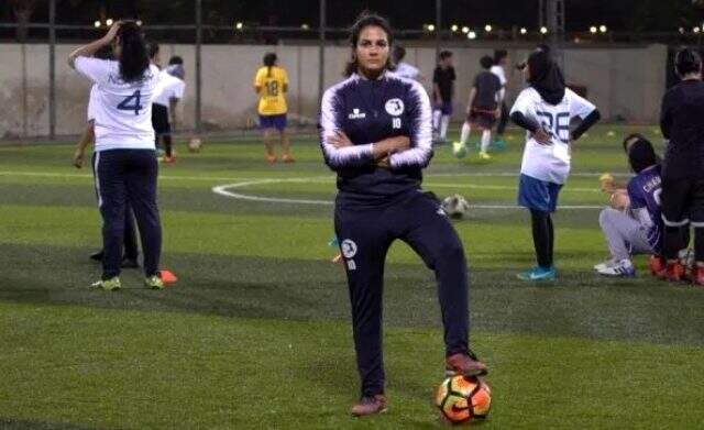 Suudi Arabistan'da ilk kadın futbol ligi başladı Suudi Arabistan'da ilk kadın futbol ligi başladı