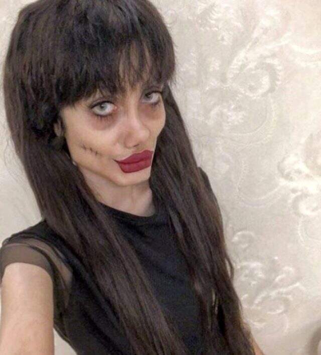 İran'ın Angelina Jolie'si' Sahar Tabar 