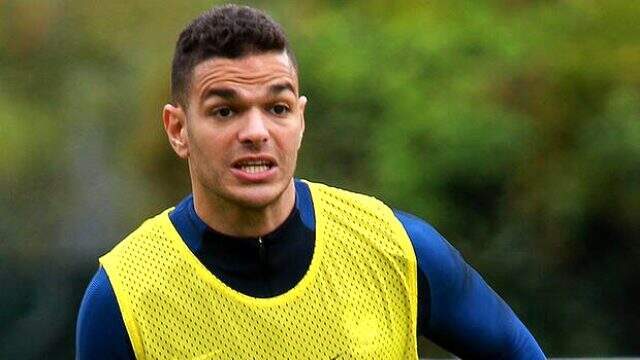 Tractor Sazi, Fenerbahçe'nin istediği Hatem Ben Arfa'ya teklifte bulundu!