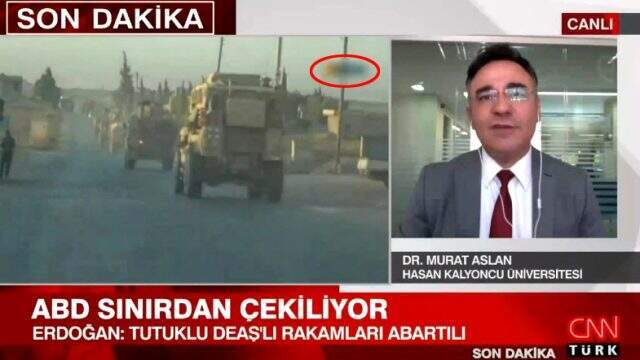 CNN Türk ekranlarında tepki çeken olay! Terör örgütü PYD'nin haber ajansının logosuna ekranda yer verildi CNN Türk ekranlarında tepki çeken olay! Terör örgütü PKK-PYD'nin haber ajansının logosuna ekranda yer verildi