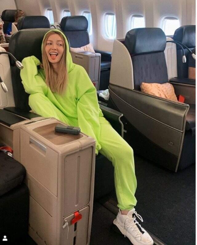 Danla Bilic yeni imajıyla bambaşka biri haline geldi