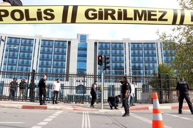 Anadolu Adalet Sarayı'nda silahlı kavga: 4 yaralı