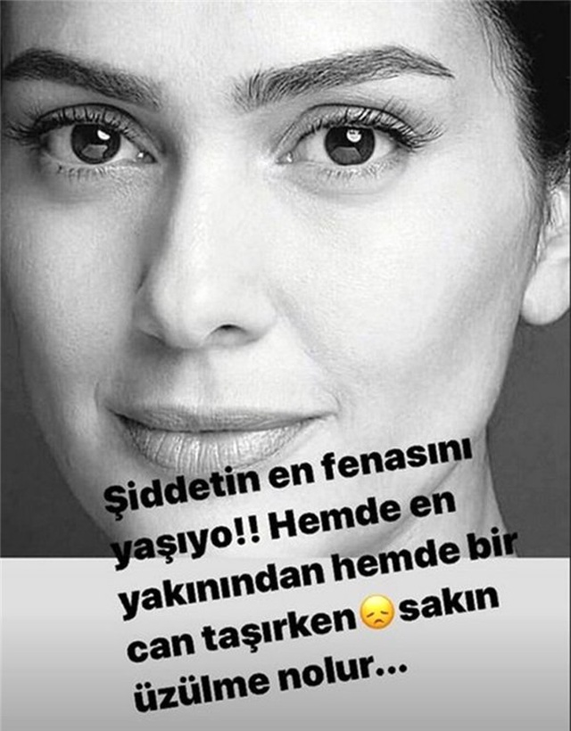 <a class='keyword-sd' href='/demet-akalin/' title='Demet Akalın'>Demet Akalın</a>'dan <a class='keyword-sd' href='/berguzar-korel/' title='Bergüzar Korel'>Bergüzar Korel</a>'e destek