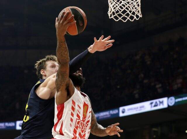Fenerbahçe Beko, Kızılyıldız'a 68-56 mağlup oldu! Fenerbahçe Beko, Kızılyıldız'a 68-56 mağlup oldu!