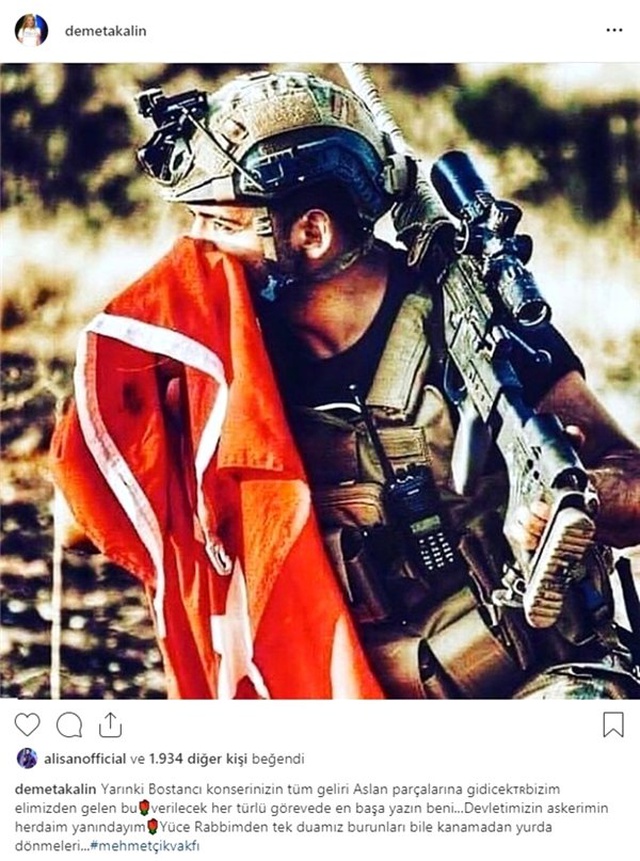 <a class='keyword-sd' href='/demet-akalin/' title='Demet Akalın'>Demet Akalın</a>'dan Mehmetçik Vakfı'na destek