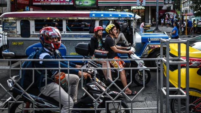 Filipinler: Duterte'nin 'Trafik krizi yok' diyen sözcüsü işe 3,5 saatte gidebildi