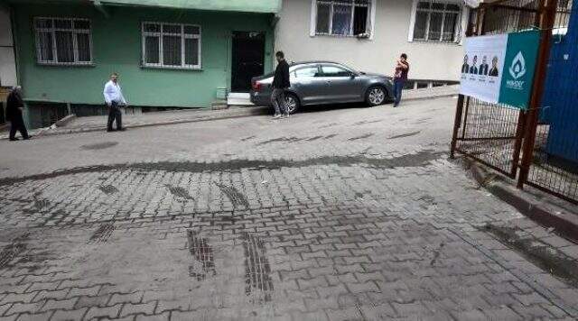 16 yaşındaki çocuk annesini döven babasını öldürdü 16 yaşındaki çocuk annesini döven babasını öldürdü