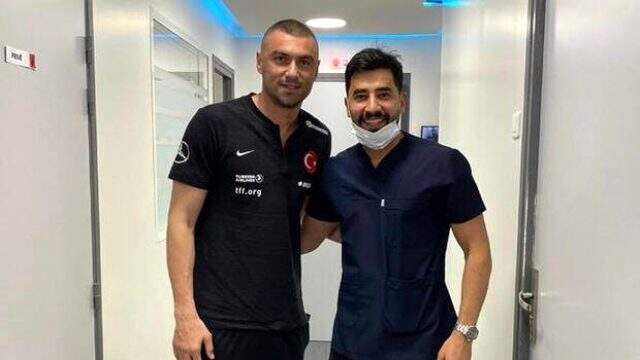 Burak Yılmaz'a Fransa maçı öncesi müdahale! Burak Yılmaz'a <a class='keyword-sd' href='/fransa/' title='Fransa'>Fransa</a> maçı öncesi müdahale!