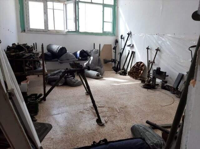 Tel Abyad'da teröristlere ait binalardaki işaretler dikkat çekti