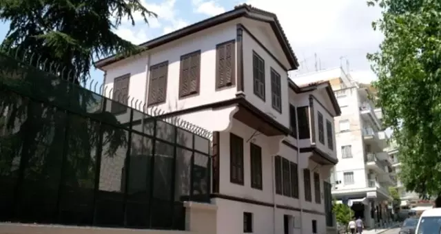 Terör örgütü yandaşlarından Atatürk'ün Selanik'teki evine eylem teşebbüsü