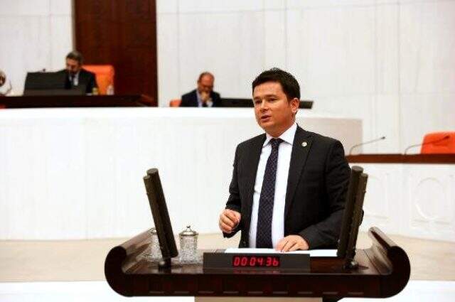 Eğitim gördüğü Almanya'da cansız bedeni bulunan Mert'in ölümü TBMM gündeminde Eğitim gördüğü Almanya'da cansız bedeni bulunan Mert'in ölümü TBMM gündeminde
