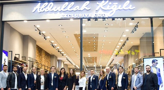 <a class='keyword-sd' href='/pinar-karsiyaka/' title='Pınar Karşıyaka'>Pınar Karşıyaka</a> oyuncuları Kiğılı mağazasını ziyaret etti