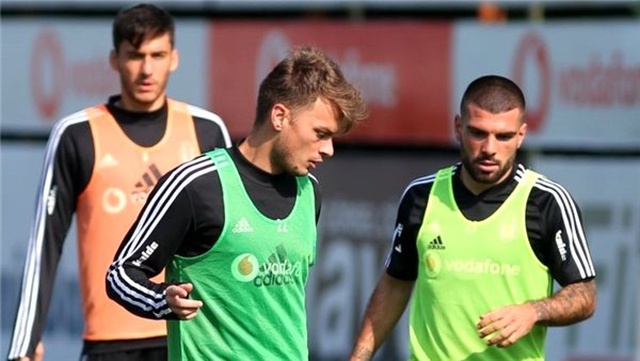 <a class='keyword-sd' href='/besiktas/' title='Beşiktaş'>Beşiktaş</a>, Braga hazırlıklarına başladı! Burak Yılmaz ise...